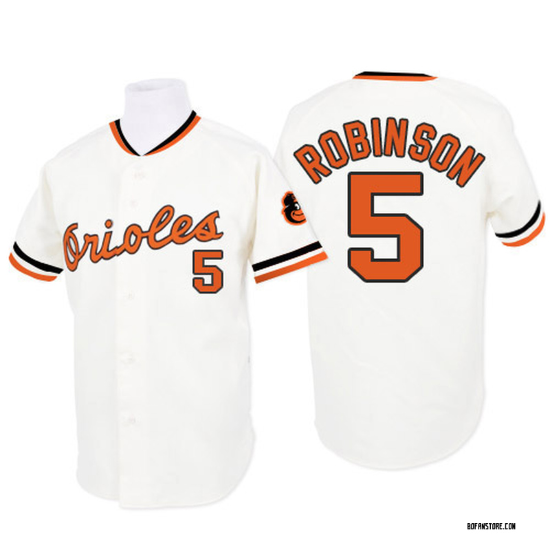Replica Brooks Robinson Men's Baltimore Orioles White 1970 Throwback Jersey